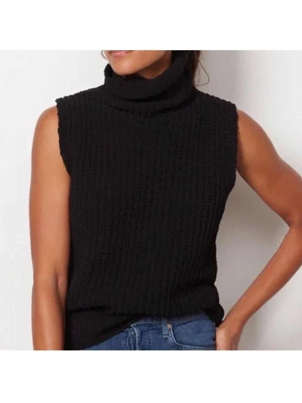 John + Jenn Black Sleeveless Turtleneck Sweater chunky knit sweater vest medium